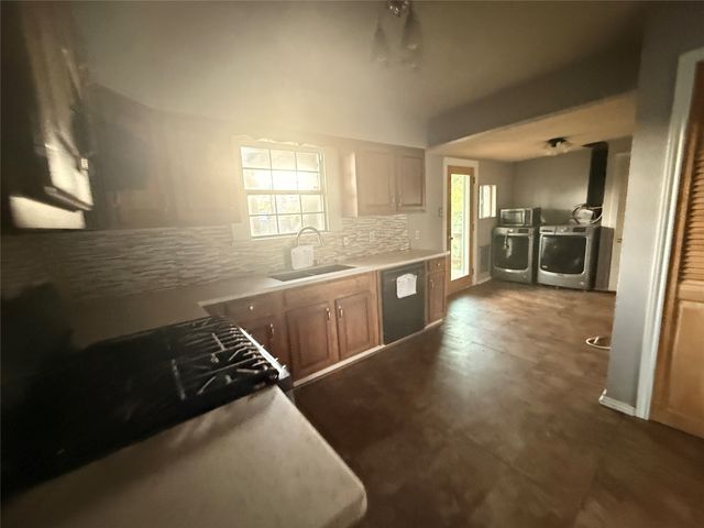 1305 Shady Lane, Garland, TX 75042