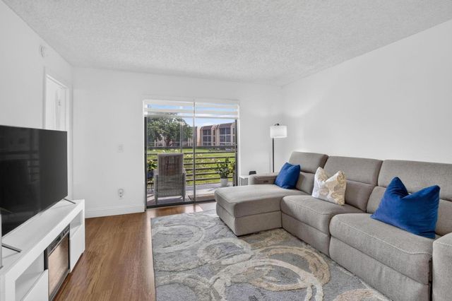 2793 NW 104th Avenue 203, Sunrise, FL 33322