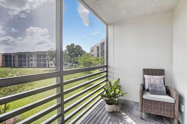 2793 NW 104th Avenue 203, Sunrise, FL 33322