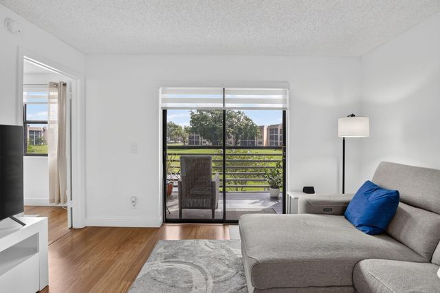 2793 NW 104th Avenue 203, Sunrise, FL 33322