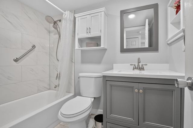 2793 NW 104th Avenue 203, Sunrise, FL 33322