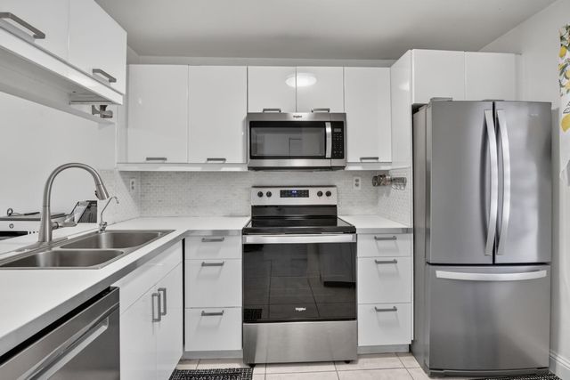 2793 NW 104th Avenue 203, Sunrise, FL 33322