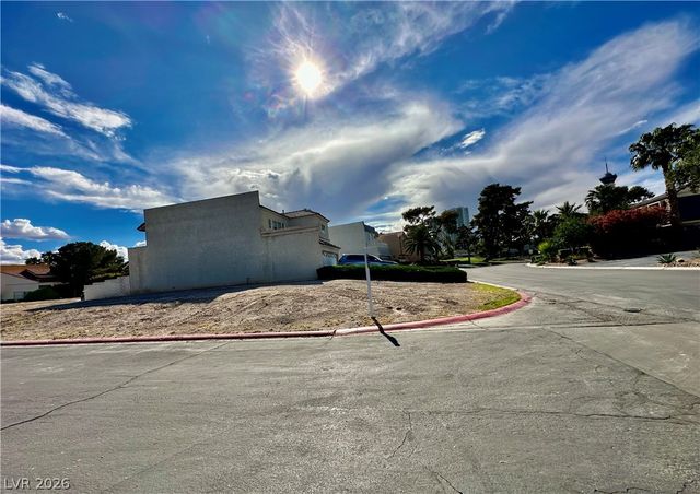 793 Vegas Valley Drive, Las Vegas, NV 89109
