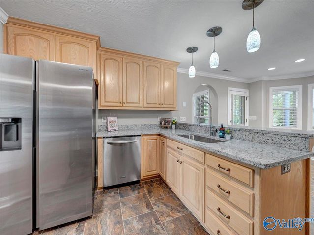 329 Antler Point Drive, New Market, AL 35761