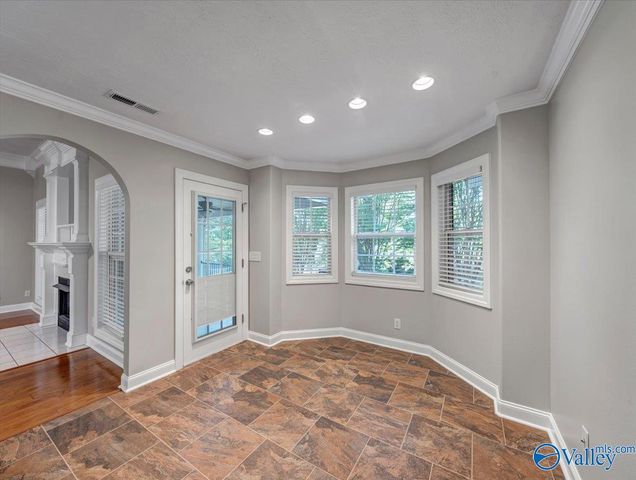 329 Antler Point Drive, New Market, AL 35761