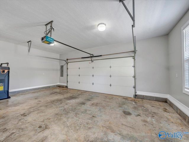 329 Antler Point Drive, New Market, AL 35761