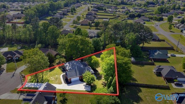 329 Antler Point Drive, New Market, AL 35761