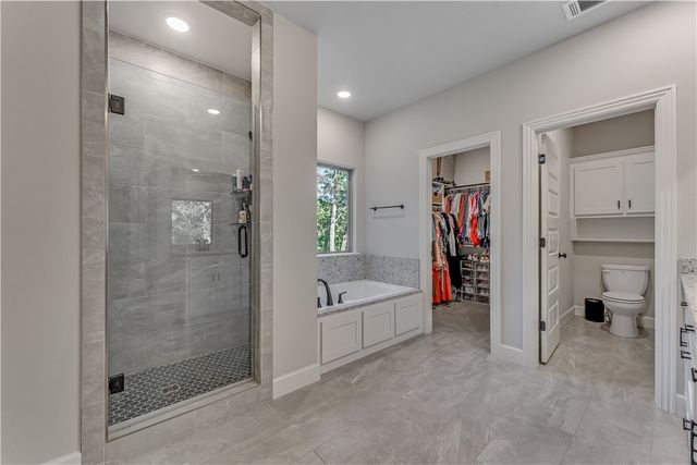 13 Hinckley Circle, Bella Vista, AR 72714