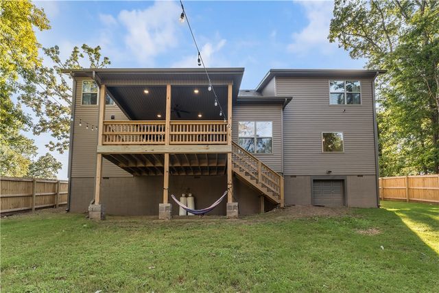 13 Hinckley Circle, Bella Vista, AR 72714