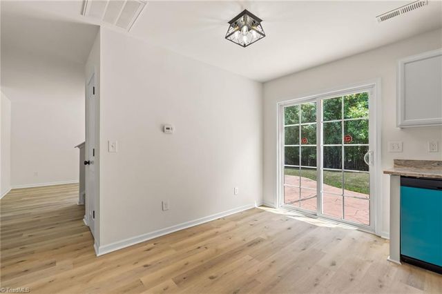 3864 Foliage Drive, Winston-salem, NC 27101