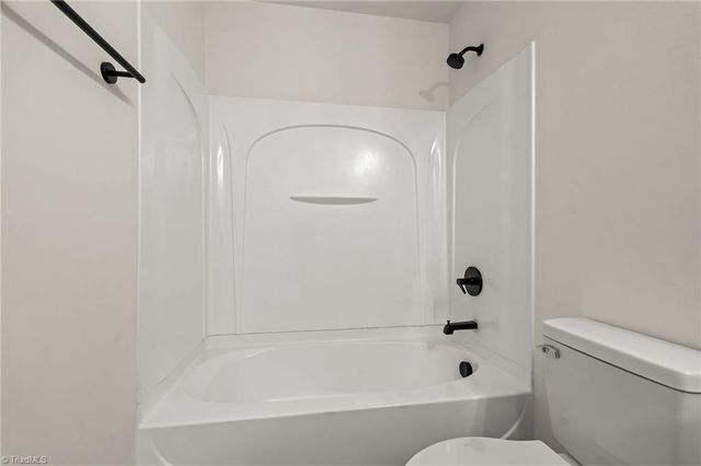 3864 Foliage Drive, Winston-salem, NC 27101