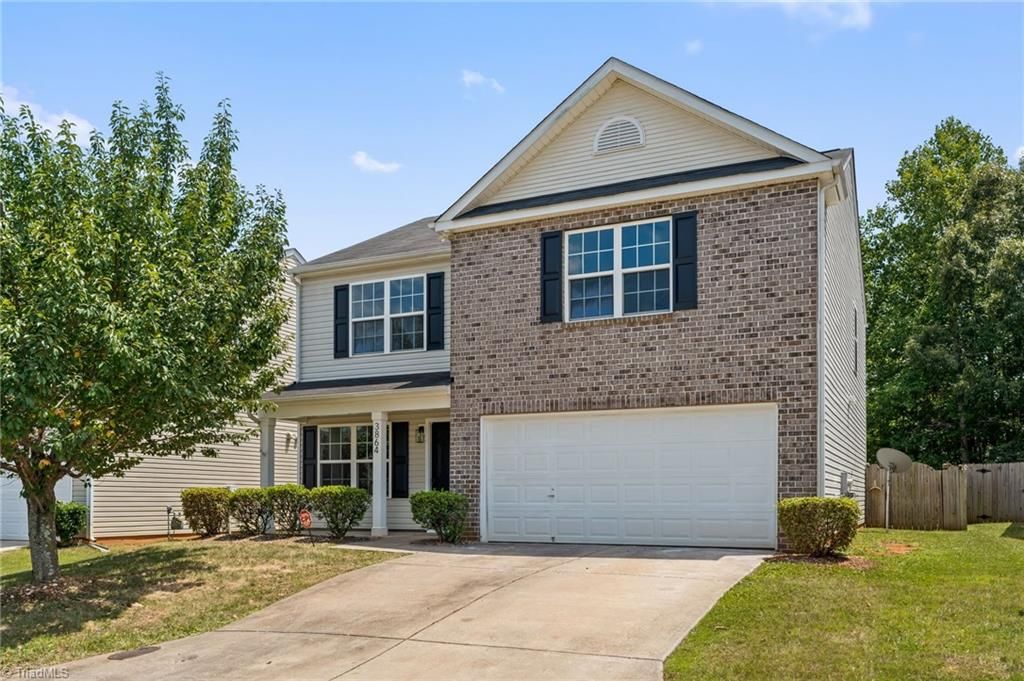 3864 Foliage Drive, Winston-salem, NC 27101