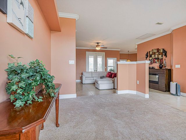 581 SW Grove Avenue, Port St. Lucie, Port St Lucie, FL 34983