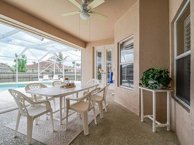581 SW Grove Avenue, Port St. Lucie, Port St Lucie, FL 34983