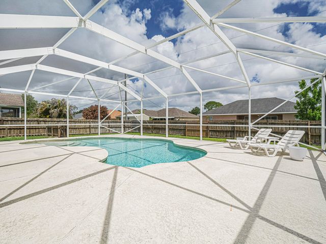 581 SW Grove Avenue, Port St. Lucie, Port St Lucie, FL 34983