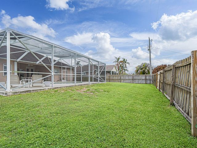 581 SW Grove Avenue, Port St. Lucie, Port St Lucie, FL 34983