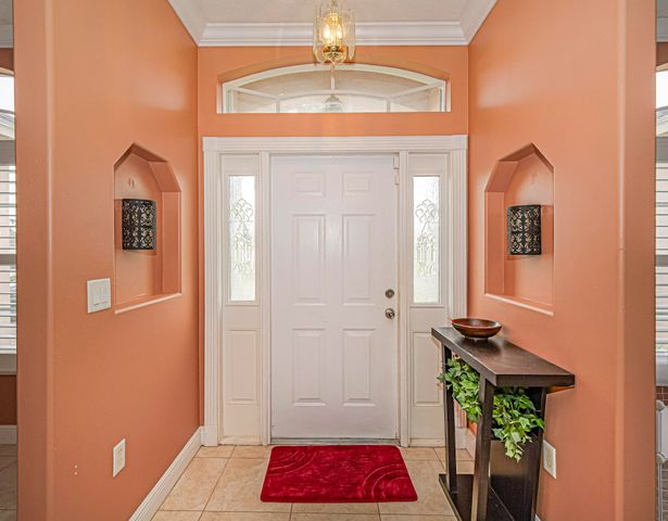 581 SW Grove Avenue, Port St. Lucie, Port St Lucie, FL 34983