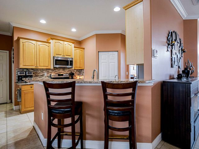581 SW Grove Avenue, Port St. Lucie, Port St Lucie, FL 34983