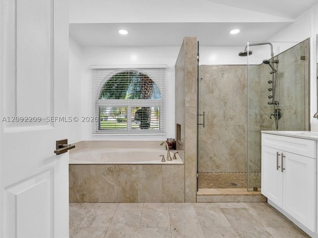 716 Lake Blvd 716, Weston, FL 33326