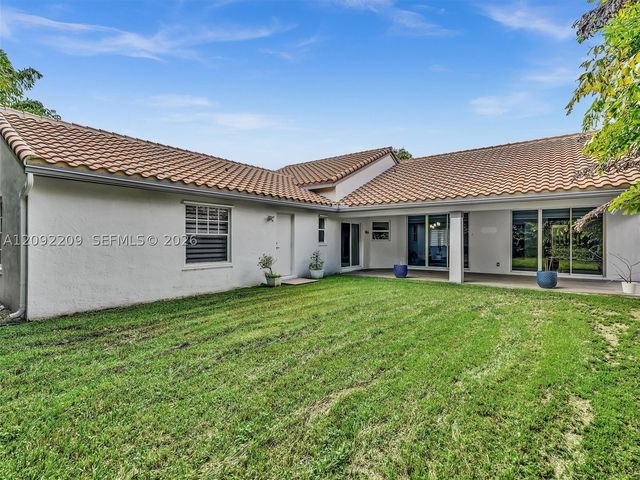 716 Lake Blvd 716, Weston, FL 33326