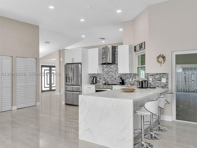 716 Lake Blvd 716, Weston, FL 33326