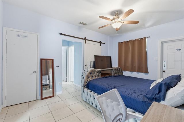 10107 N ASTER AVENUE, Tampa, FL 33612