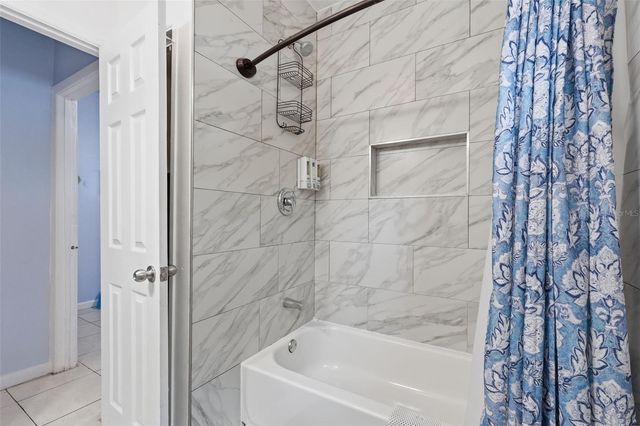 10107 N ASTER AVENUE, Tampa, FL 33612