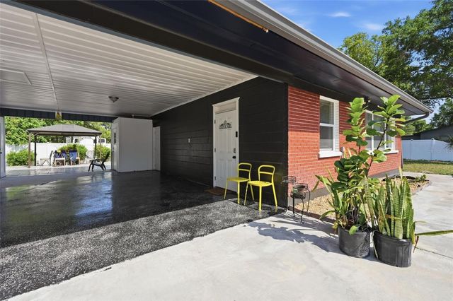 10107 N ASTER AVENUE, Tampa, FL 33612