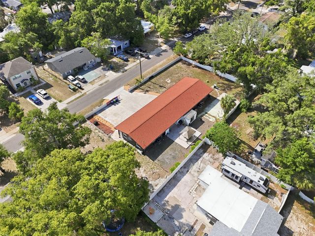 10107 N ASTER AVENUE, Tampa, FL 33612