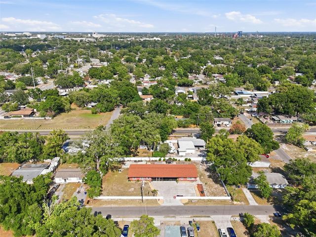 10107 N ASTER AVENUE, Tampa, FL 33612