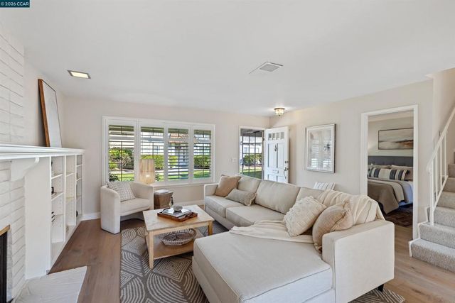 18 18 Miramonte Dr, Moraga, CA 94556