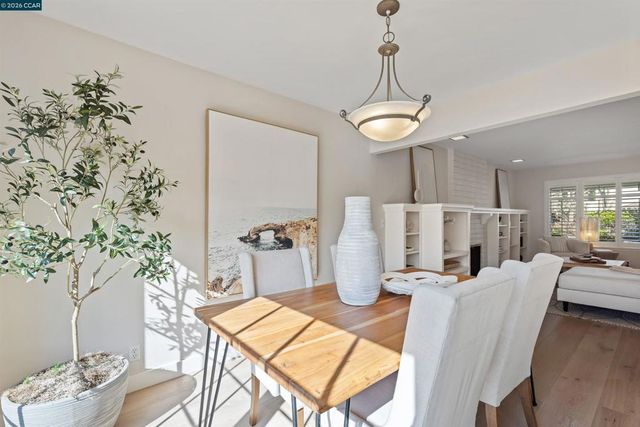 18 18 Miramonte Dr, Moraga, CA 94556