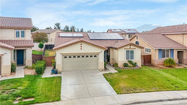 984 Queen Annes, Beaumont, CA 92223