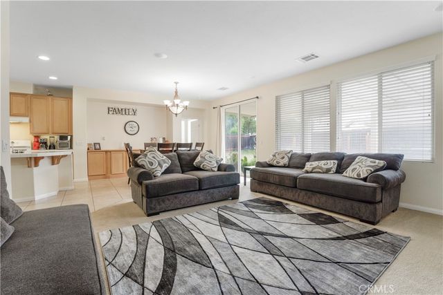 984 Queen Annes, Beaumont, CA 92223