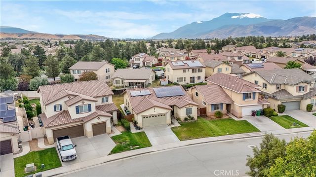 984 Queen Annes, Beaumont, CA 92223