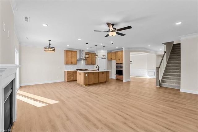 300 Redland Road, Advance, NC 27006