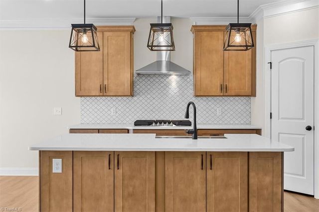 300 Redland Road, Advance, NC 27006