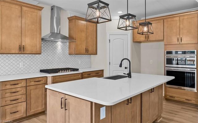 300 Redland Road, Advance, NC 27006