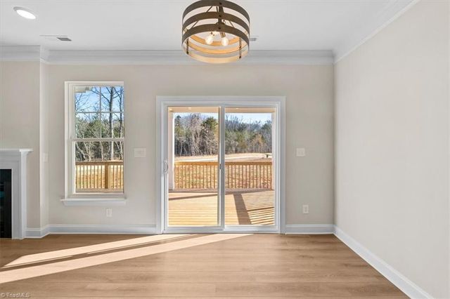 300 Redland Road, Advance, NC 27006