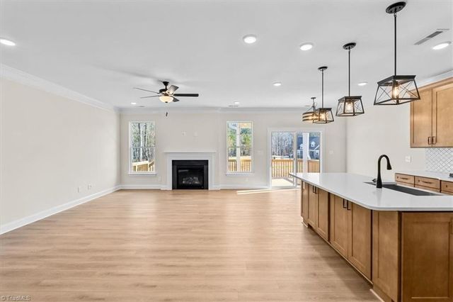 300 Redland Road, Advance, NC 27006