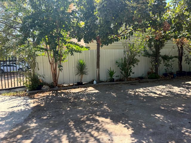 420 Sunset Lane, Fort Worth, TX 76114