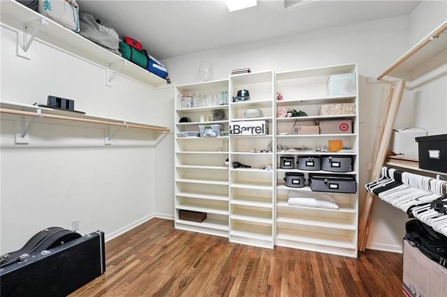 24730 Tontine Road, Kansas City, KS 66109