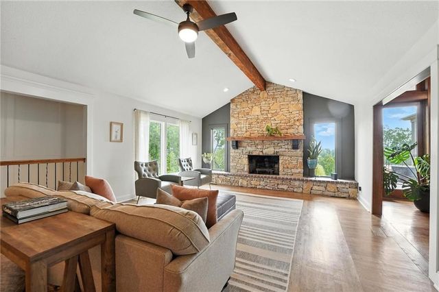 24730 Tontine Road, Kansas City, KS 66109