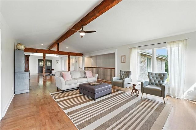 24730 Tontine Road, Kansas City, KS 66109