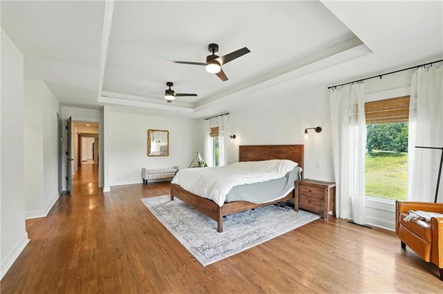 24730 Tontine Road, Kansas City, KS 66109