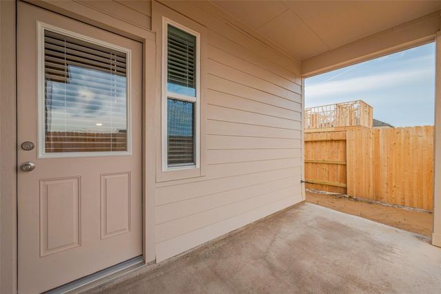 461 Long Branch Drive, Dayton, TX 77535