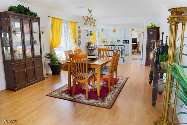 2801 Peggy Avenue, Pahrump, NV 89048