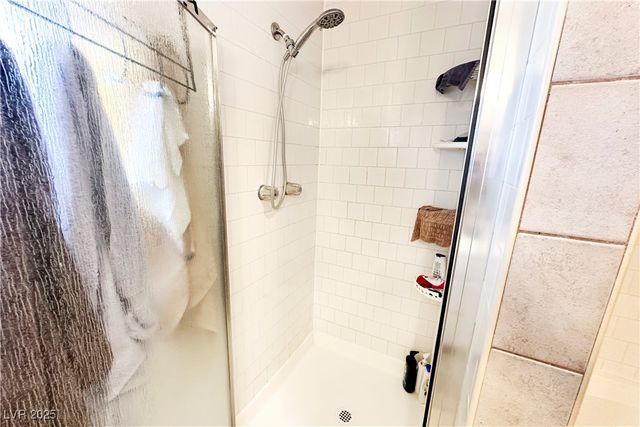 2801 Peggy Avenue, Pahrump, NV 89048