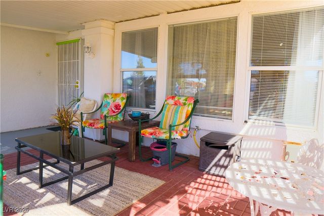 2801 Peggy Avenue, Pahrump, NV 89048