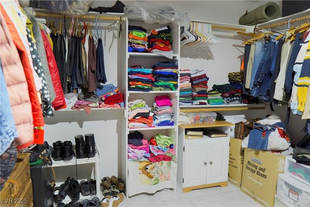 2801 Peggy Avenue, Pahrump, NV 89048